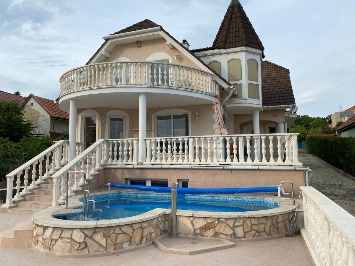 A- Villa  Balatonfüred Exterior foto
